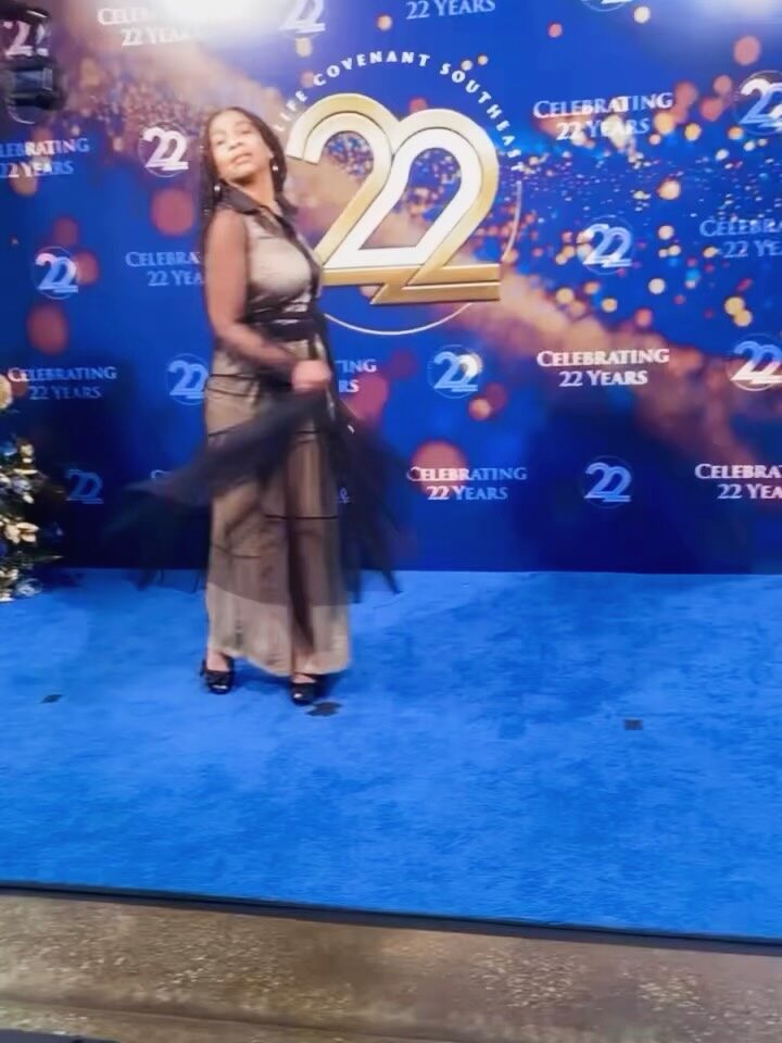 Instagram post from poseprochicago. This post is in position 0.